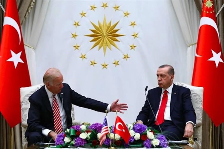 Joe Biden meets with Turkish President Recep Tayyip Erdogan in Ankara, Aug. 25, 2016. (AP Photo)