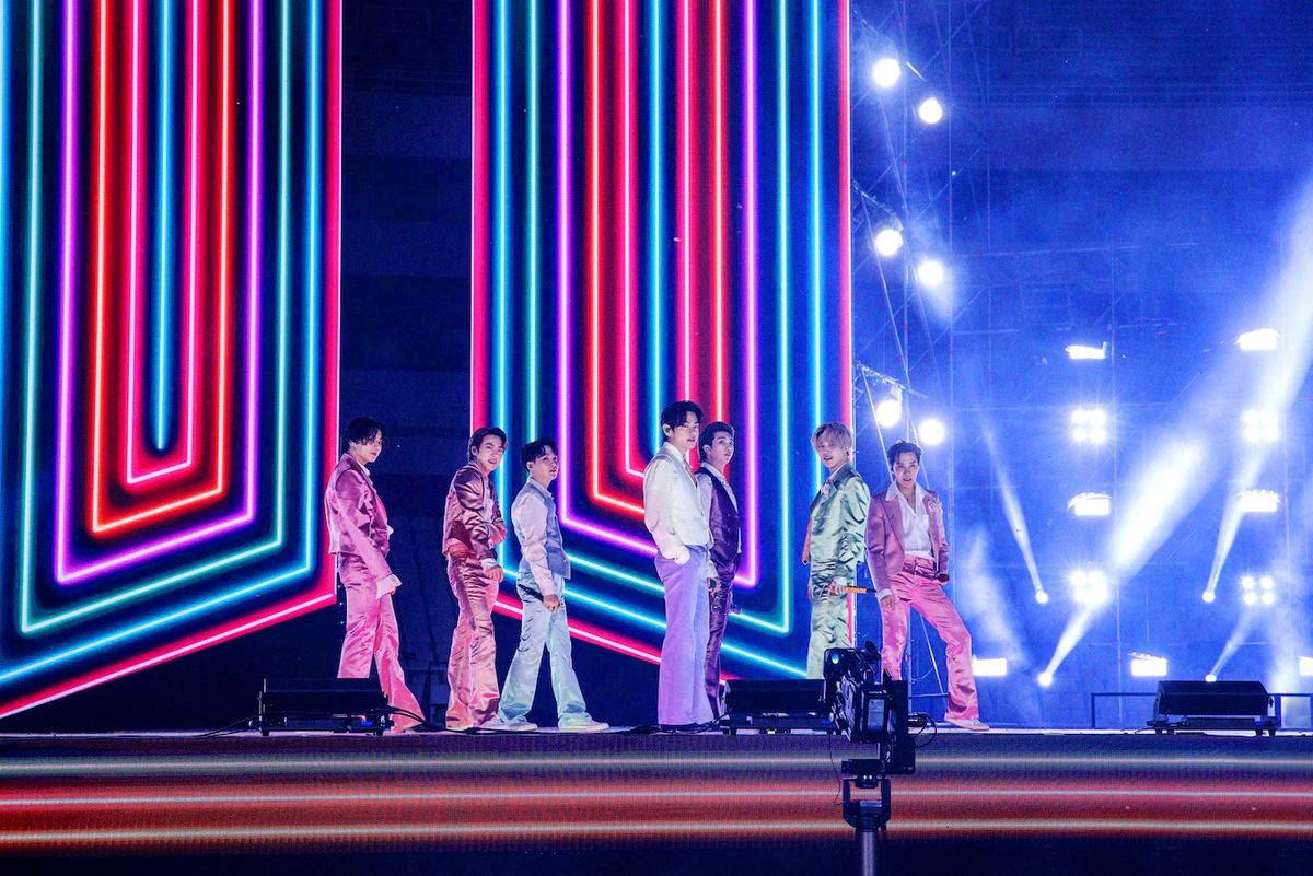 Titled “BTS Meets Street Arts in the UAE,” the moving monument exhibition will be on display in different locations across the country starting March 25. (AFP)