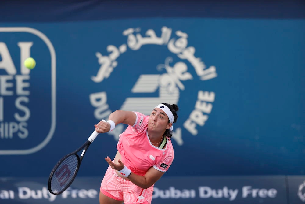 Ons Jabeur on her way to defeating Katerina Siniakova at the Dubai Duty Free Tennis Championships. (WTA Tour)