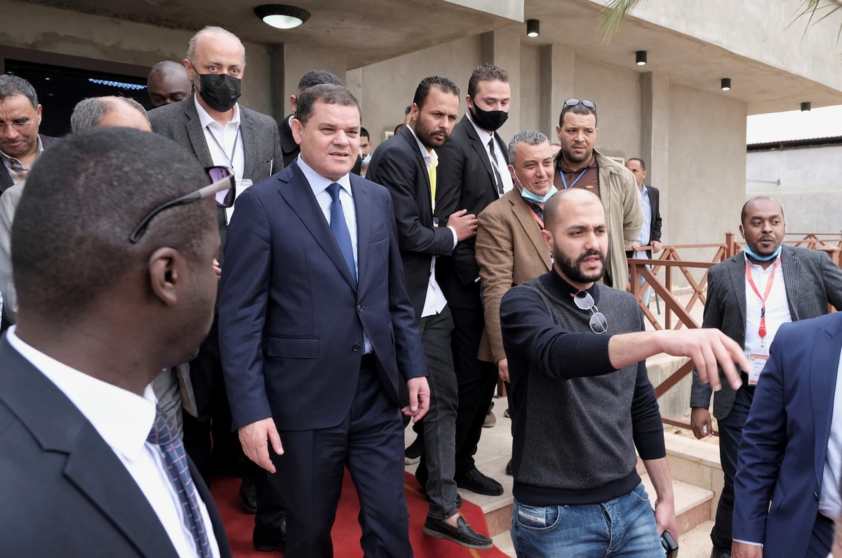 Libya's PM Abdulhamid Dbeibeh meets community elders in Sirte, Libya, March 10, 2021. (Reuters)