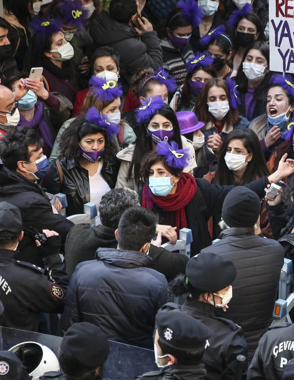 Turkey detains 13 for ‘insulting’ Erdogan on Women’s Day