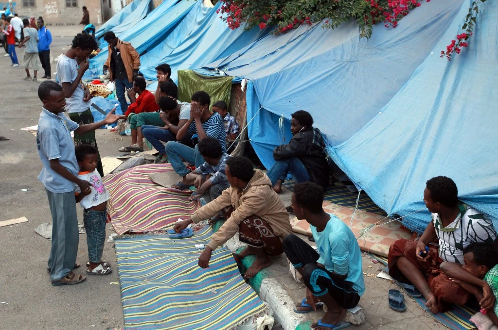 Envoys, rights groups shocked by fire at Houthi-run migrant center fire in Yemen