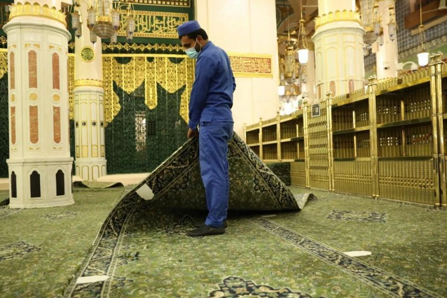Perfumes, eco-friendly sterilizers used for carpets at Prophet mosque in Madinah. (SPA)