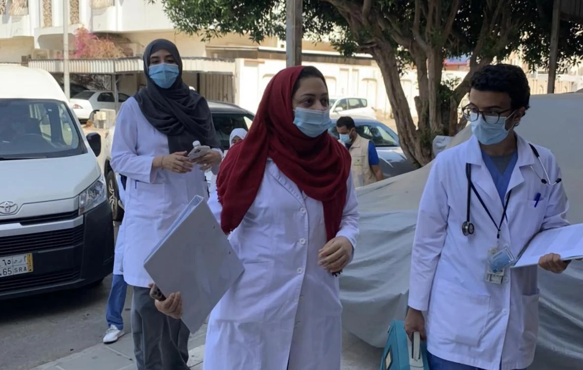 Saudi Arabia announced four deaths from COVID-19 and 348 new infections on Sunday. (File/SPA)