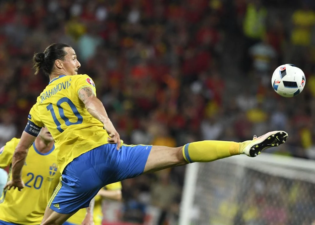 Ibrahimovic back in Sweden squad after 5-year gap