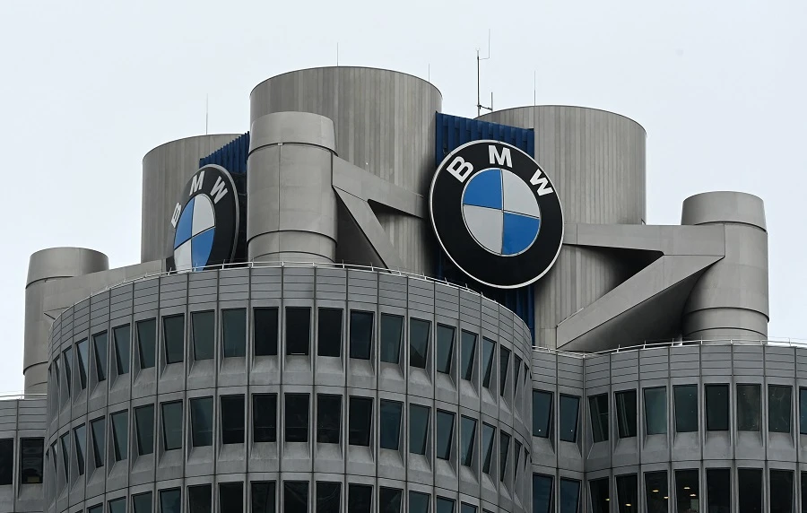BMW shares gained 2.2 percent in pre-market trading at Lang & Schwarz. (File/AFP)