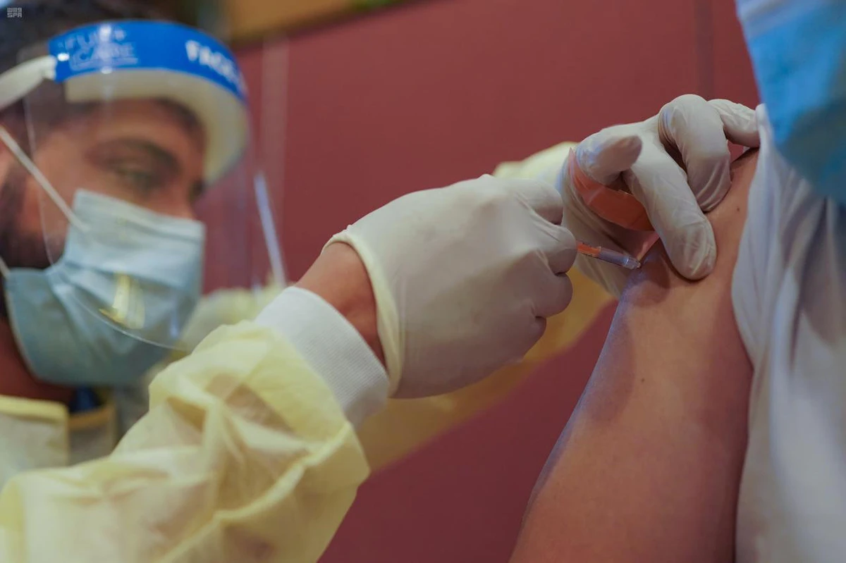 Vaccination center in Riyadh to operate 24 hours