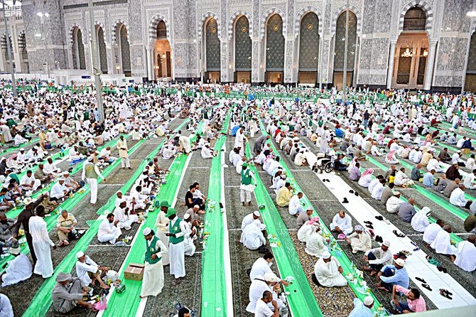 Makkah region announces resumption of Iftar Sayim permits