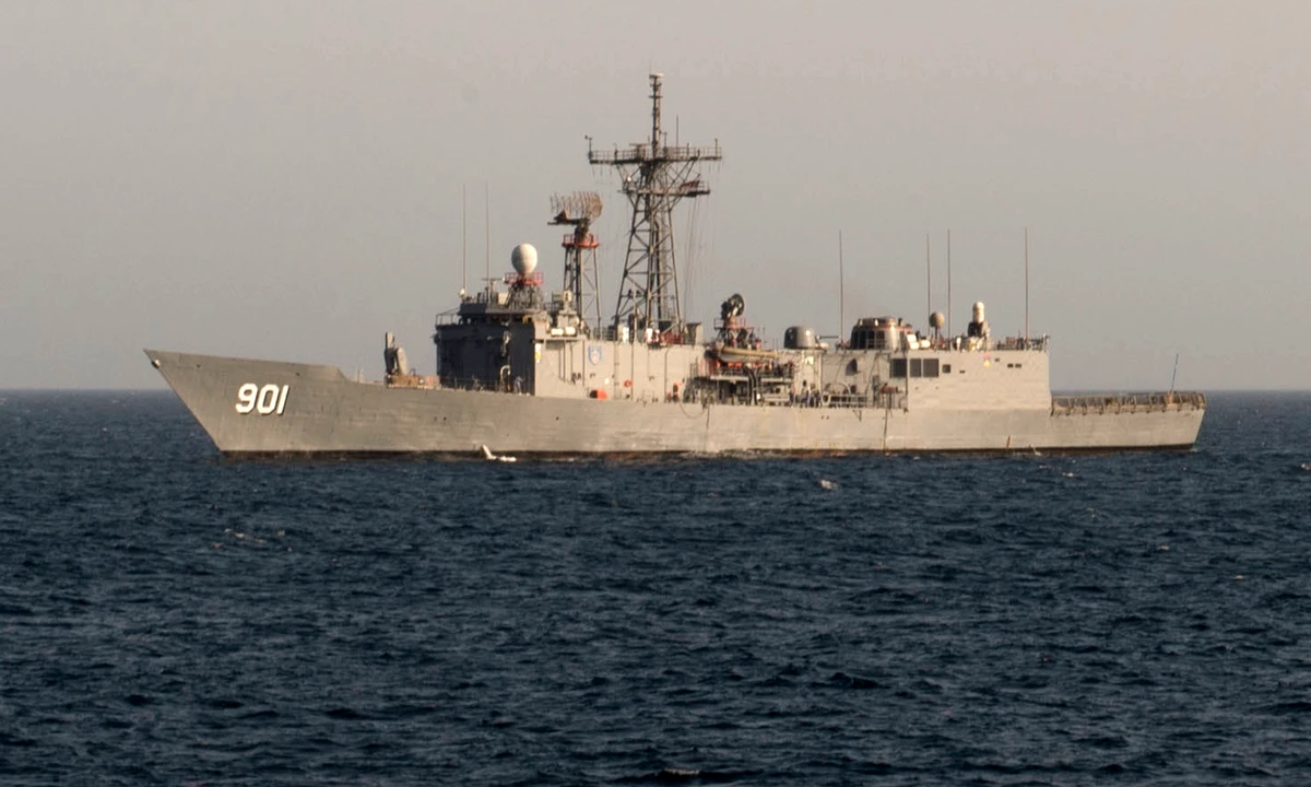 The Egyptian guided-missile frigate Sharm El-Sheikh (F901) in the Red Sea, 15 February, 2018. (Wikimedia Commons)