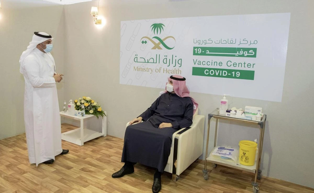 Saudi Arabia announced six deaths from COVID-19 and 382 new infections on Saturday. (File/SPA)