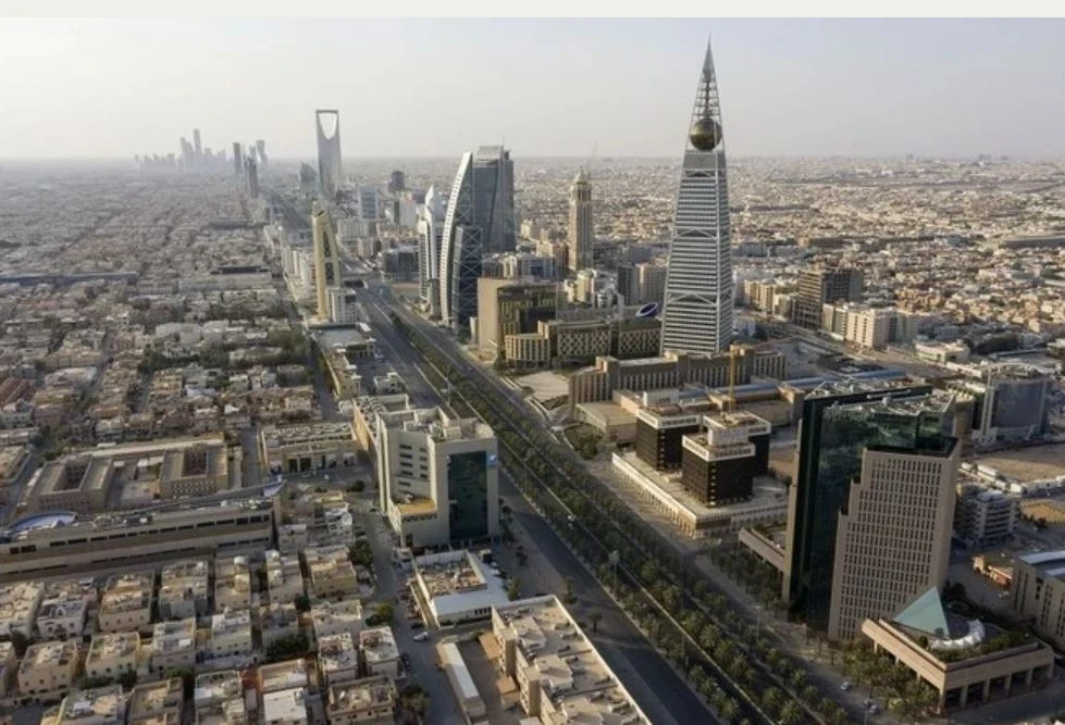 The courts will be offered to the private sector in cooperation with the State Properties General Authority. (Shutterstock)