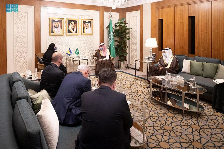 Saudi, Bosnia and Herzegovinian foreign ministers discuss relations