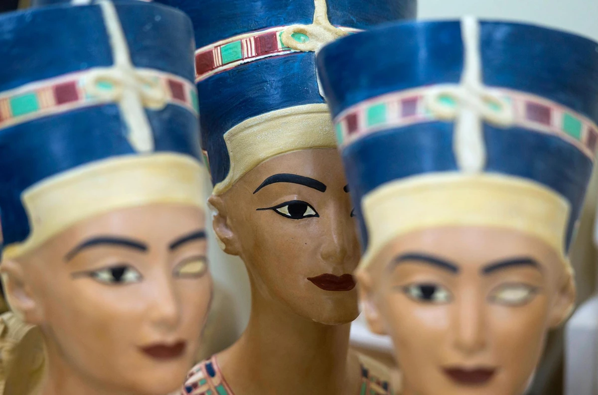 Egypt opens region’s first factory for archaeological replicas