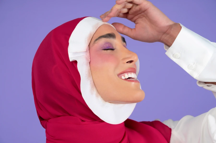 New beauty tool for hijab-wearing women solves overlooked problem