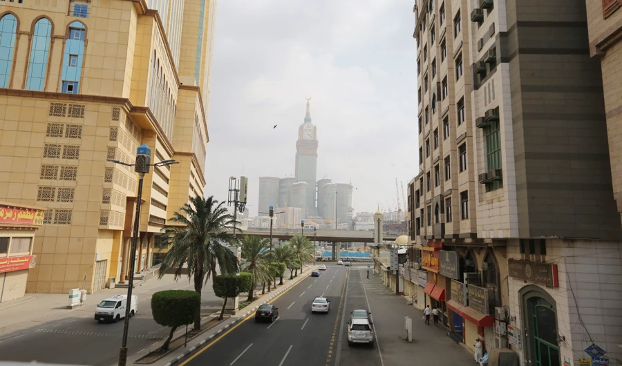 An aerial view shows deserted streets in the Saudi holy city of Makkah on April 8, 2020, during the novel coronavirus pandemic crisis. (AFP)