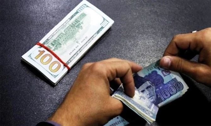 Pakistan Sells $2.5 Billion of Bonds After IMF Bailout Resumes