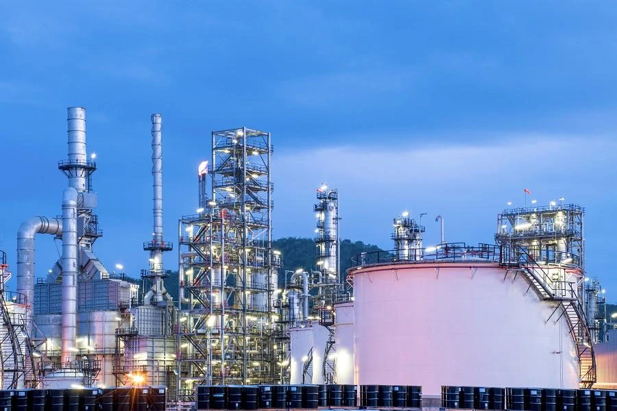 Kuwait’s Oil Minister Oil Mohammad Abdulatif Al-Fares called on the group to the fully comply with these cuts. (Shutterstock)