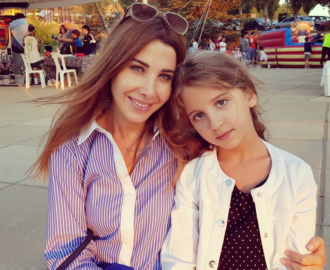 Nancy Ajram and Mila El-Hachem