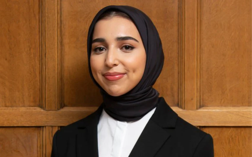 In this updated picture, a girl wears black hijab. (Photo courtesy: Ivy & Normanton)