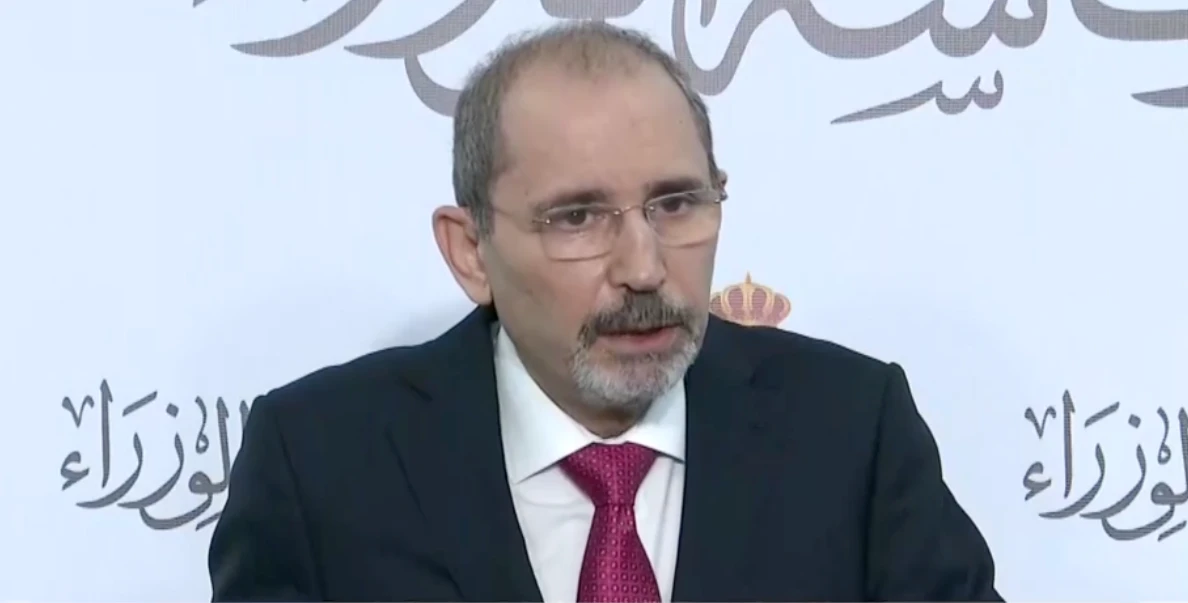 Jordan's Deputy Prime Minister Ayman Safadi held a press conference on Sundaya bout Saturday’s arrests of senior government officials. (Screenshot)