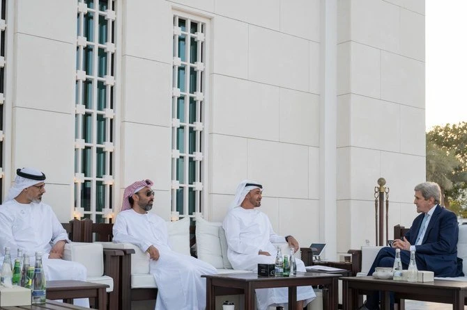 Sheikh Mohamed bin Zayed Al Nahyan, Crown Prince of Abu Dhabi and Deputy Supreme Commander of the UAE Armed Forces, (third from left) meets John Kerry, US Special Presidential Envoy for Climate (right) in Abu Dhabi on April 4, 2021. (WAM)