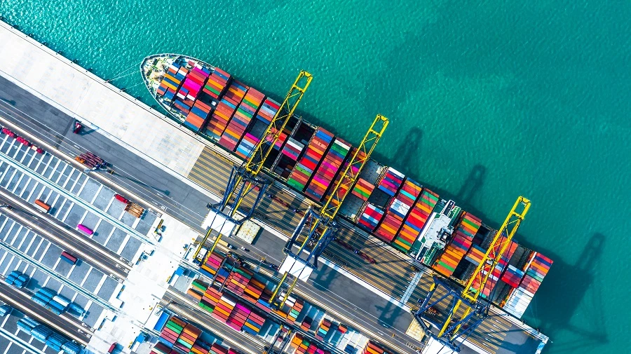 Saudi Arabia, the United Arab Emirates and Iraq are the largest Arab trading partners with China. (Shutterstock)