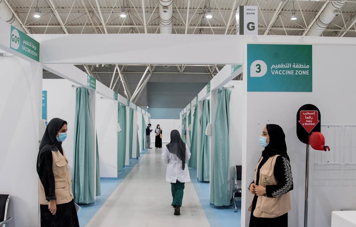 Saudi Arabia announced eight deaths from COVID-19 and 783 new infections on Wednesday. (File/SPA)