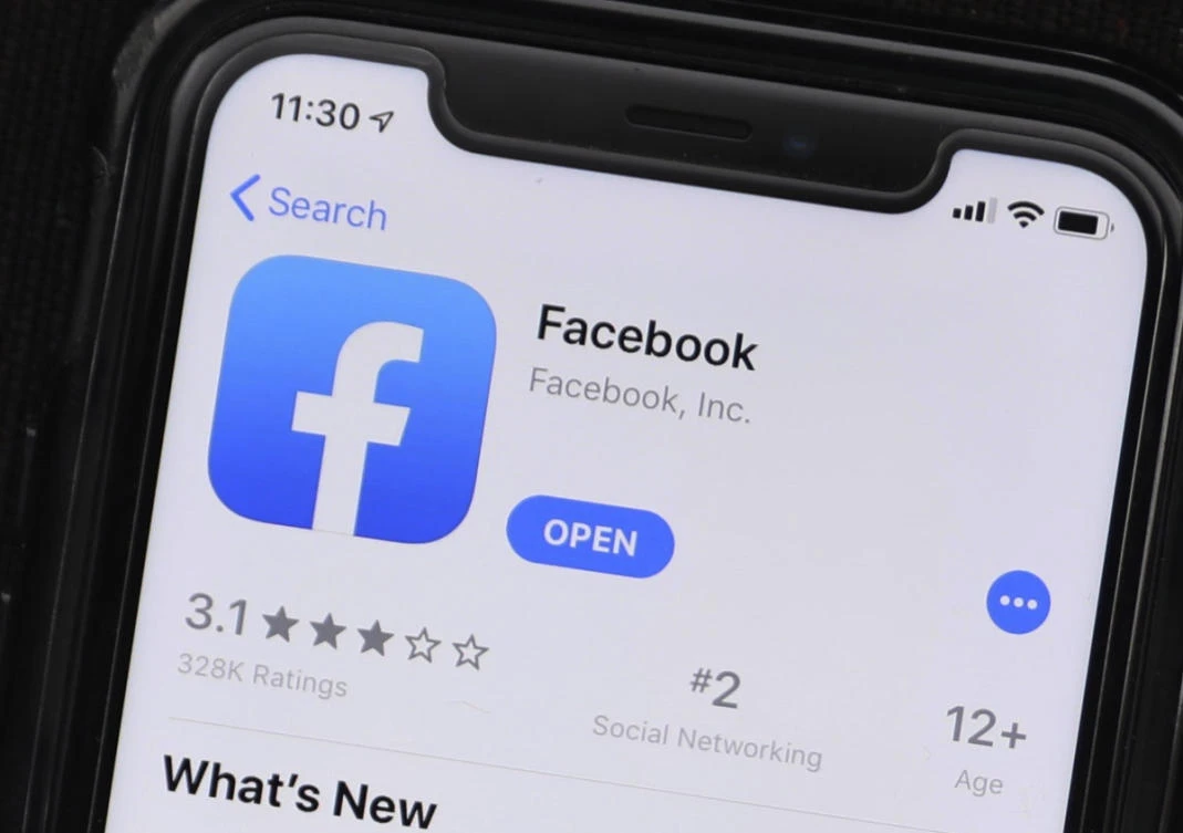 Study: Facebook delivers biased job ads, skewed by gender