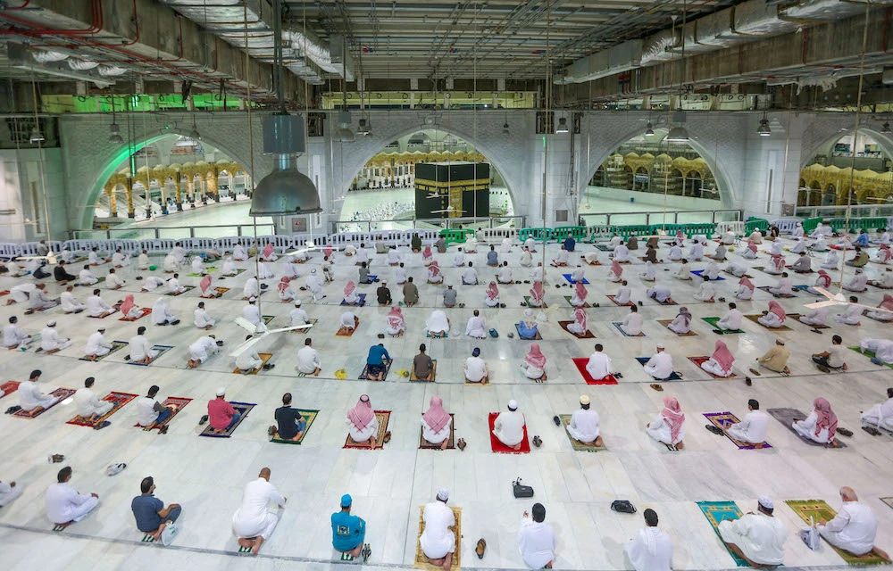 Saudi Arabia’s King Salman approves Tarawih prayers in Two Holy Mosques