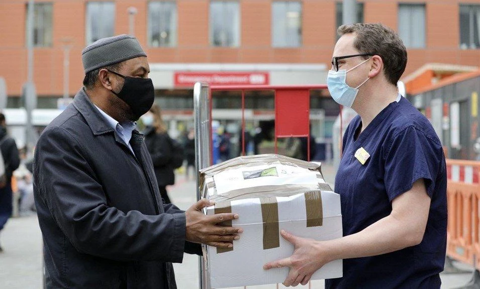 London mosque provides iftar meals to key workers, needy during Ramadan