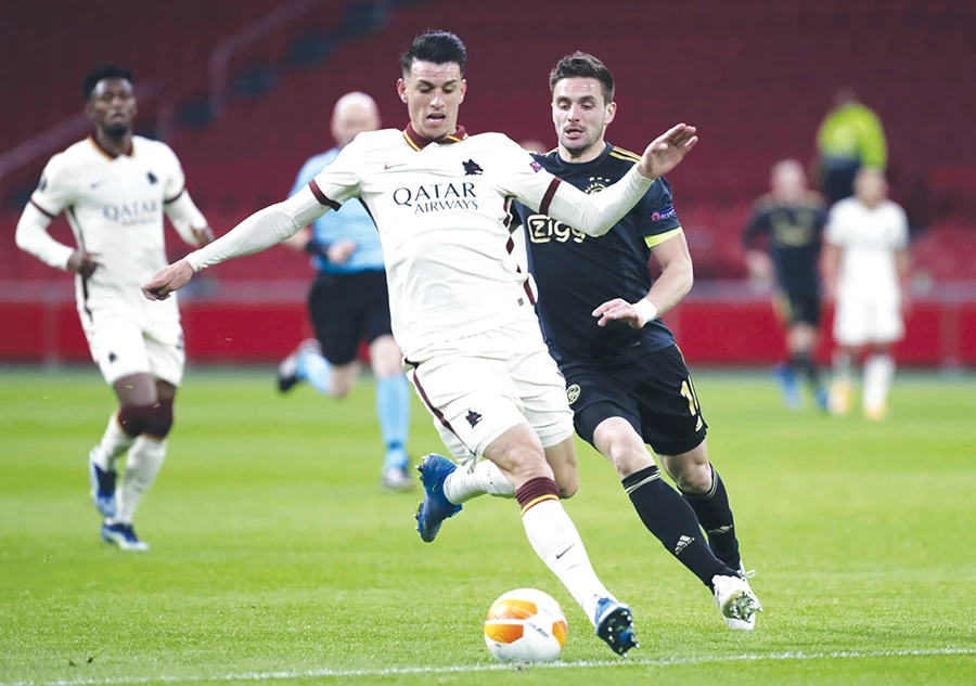 Roma hope to hold off Ajax in hunt for semifinal spot