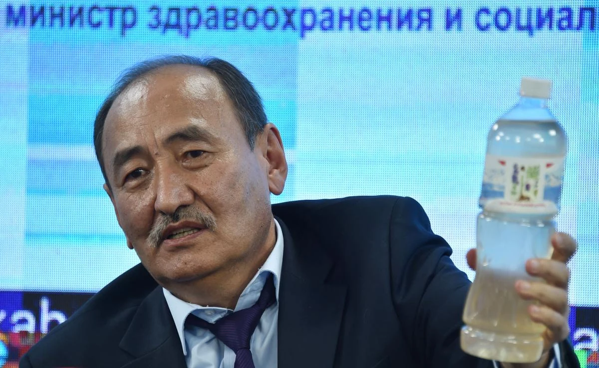 Kyrgyzstan pushes poisonous root as virus cure