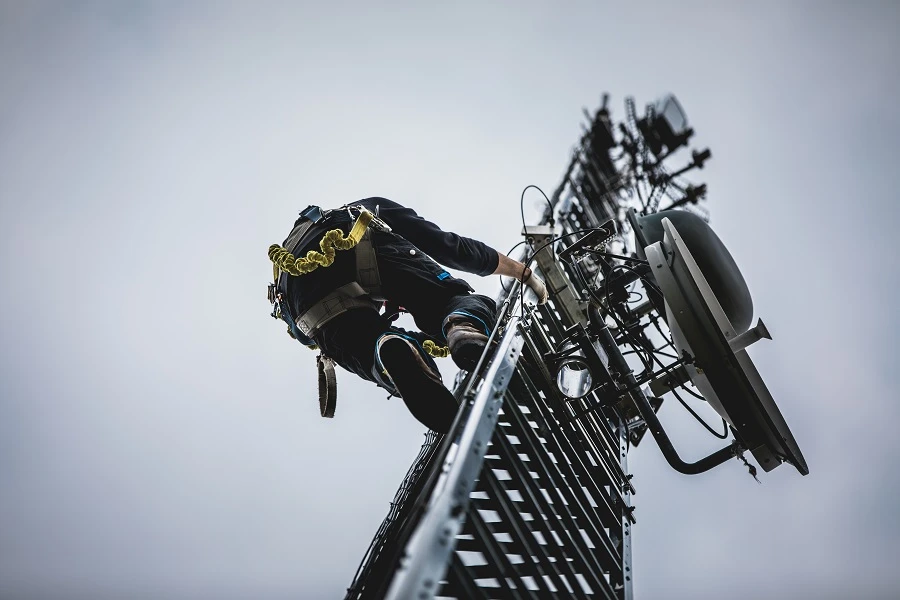 The Saudi Telecom Company emerged as the fastest operator in the Kingdom. (Shutterstock)