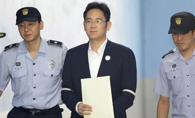 Samsung boss on trial over ‘manipulated’ takeover deal