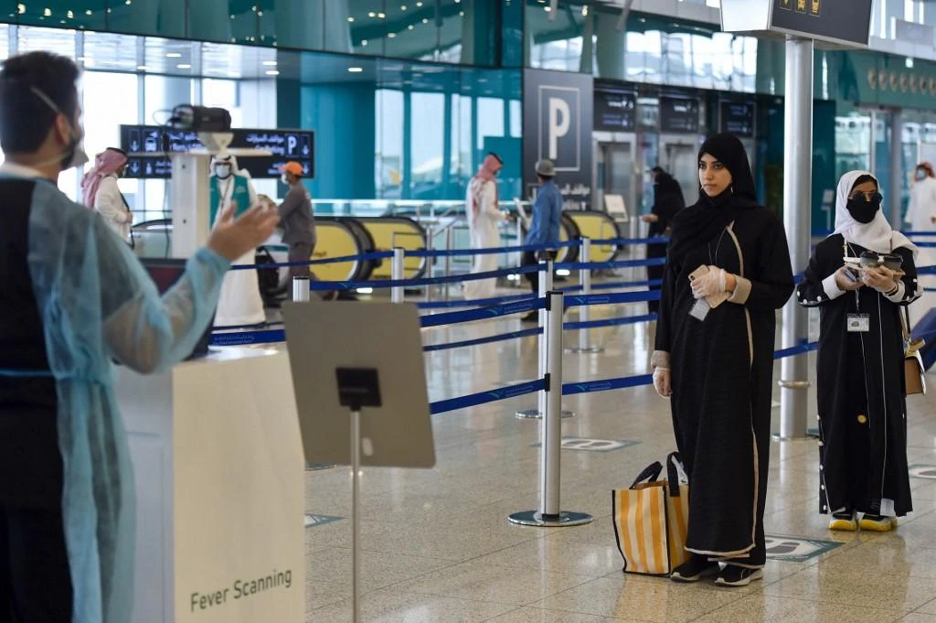Saudi Arabia recorded a 110 percent month-on-month surge in people searching for flights in March, according to global online travel platform Skyscanner. (File/AFP)