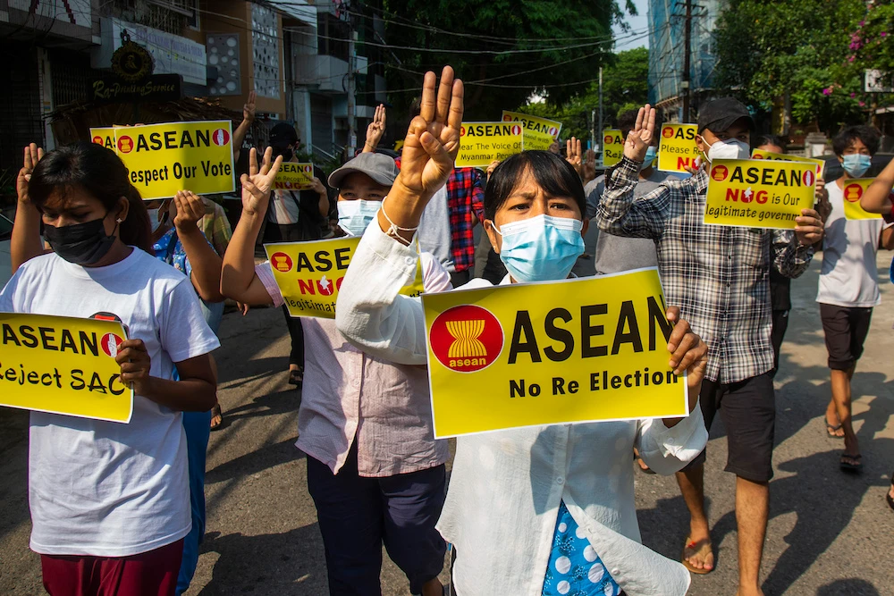 Anti-junta protesters ready for armed resistance as Myanmar violence mounts