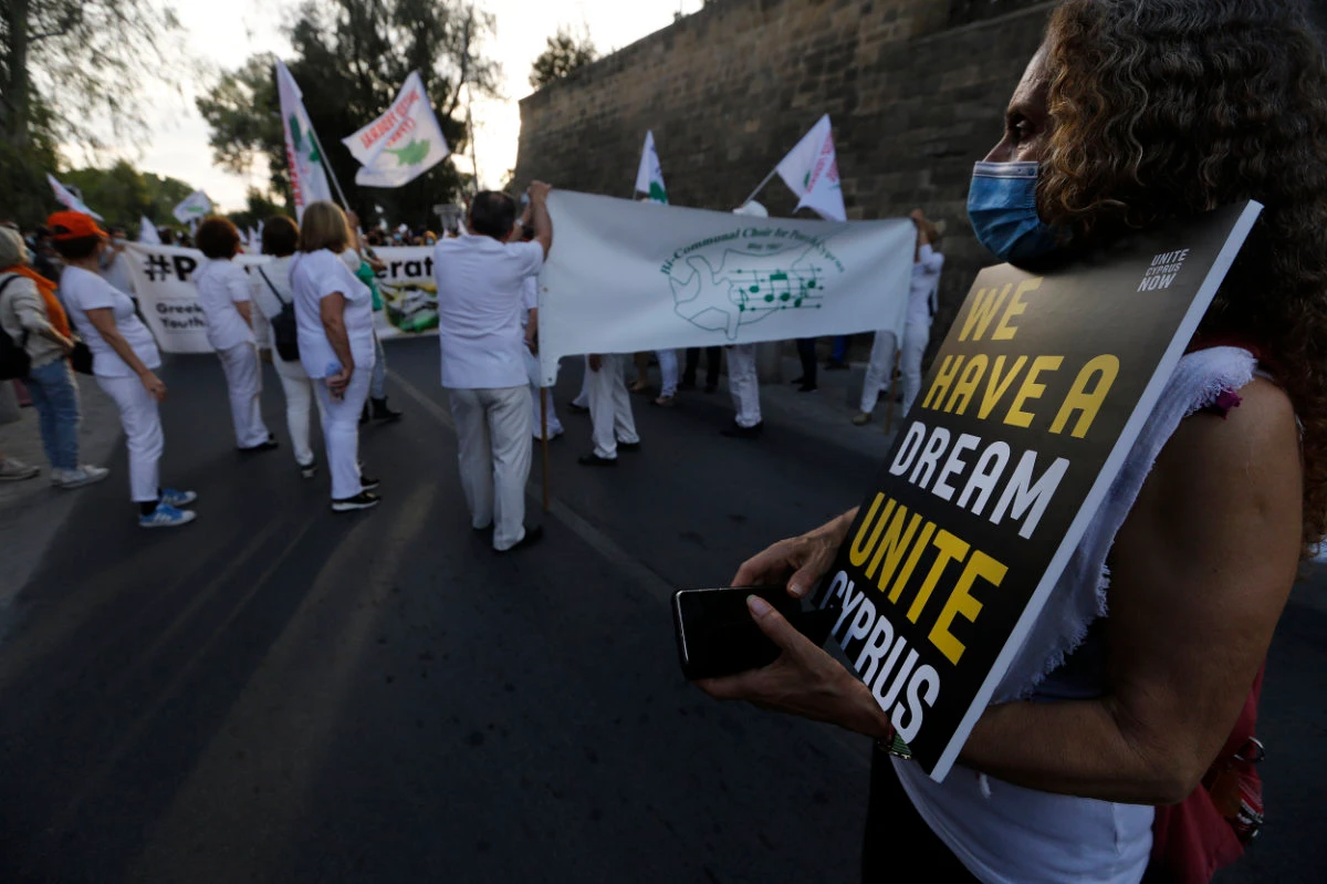 ‘Common ground’ at premium as Cyprus rivals head to Geneva