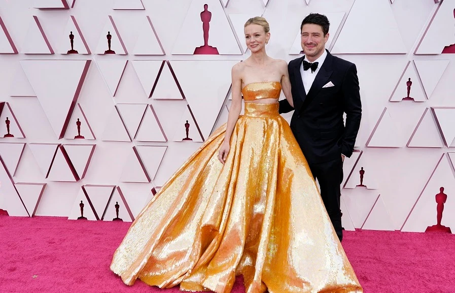 Red carpet glamour returns as stars put on a show at the Academy Awards