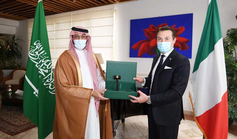 Saudi Arabia hands over G20 presidency to Italy