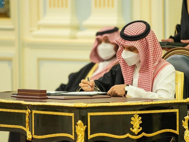 Saudi foreign minister receives calls from French, German counterparts