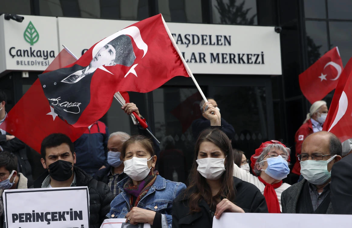 Turkey has announced its strictest pandemic restrictions so far, closing businesses and schools and limiting travel for nearly three weeks starting Thursday to fight a surge in COVID-19 cases. (AP)