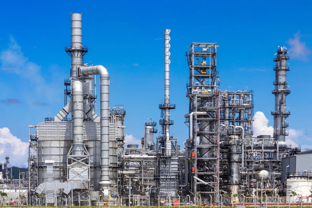 Egypt has signed a contract to construct the largest petrochemical complex in Africa and the Middle East. (Shutterstock/File Photo)