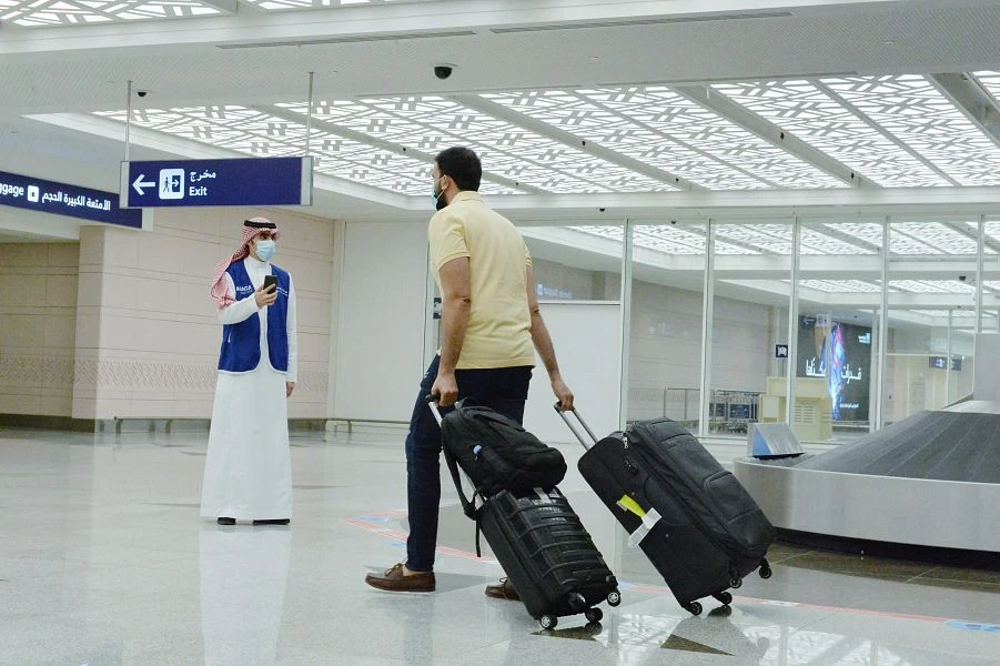 The civil aviation authority confirmed that these procedures will be effective starting from 1:00 a.m. on May 17. (File/SPA)