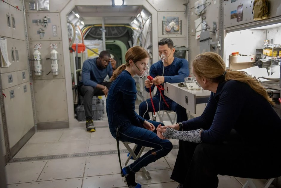 Anna Kendrick says Netflix space thriller ‘Stowaway’ hits home in pandemic