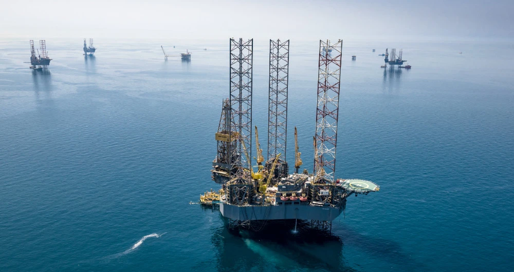 Oil nudges $70 as hopes grow for global recovery