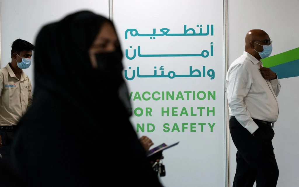 The UAE’s rate of vaccine distribution now stands at 111.71 doses per 100 people. (AFP)