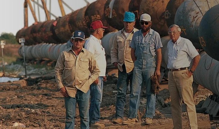 Top US fuel pipeline operator pushes to recover from cyberattack