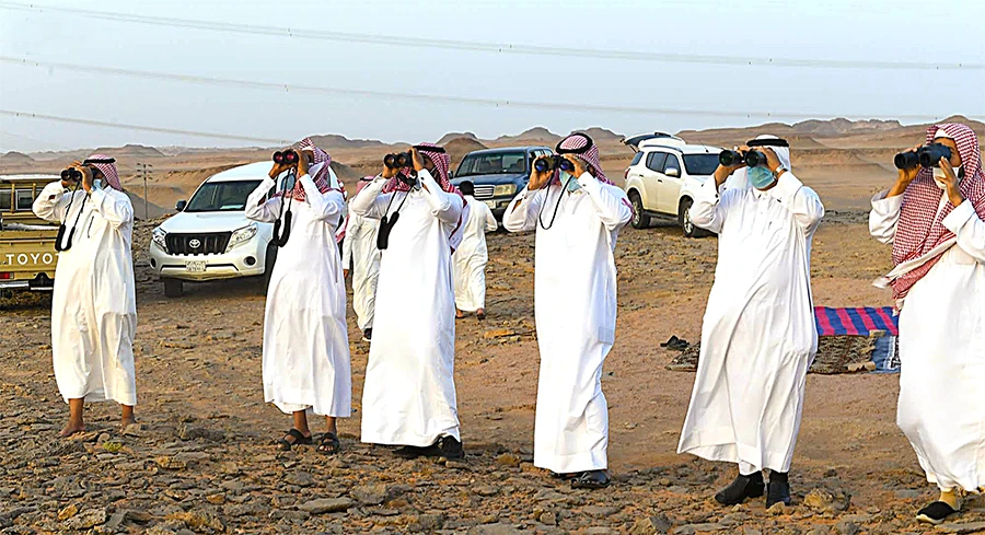 Saudi family of crescent sighters carrying on 100-year-old tradition