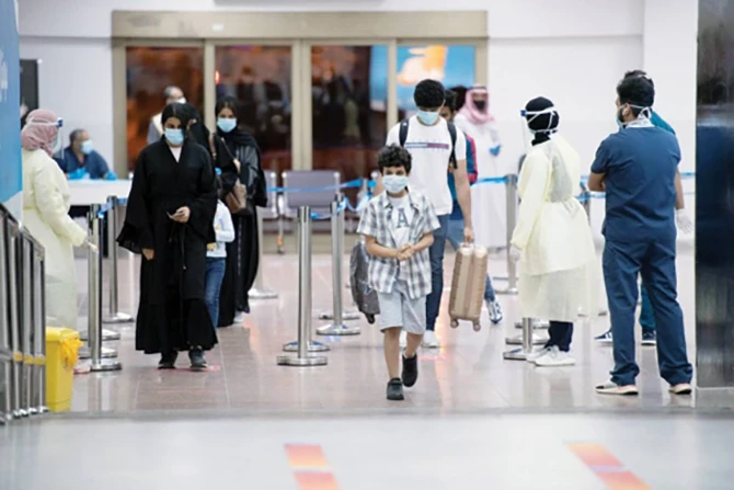 Saudis pack their bags and prepare for bumpy takeoff