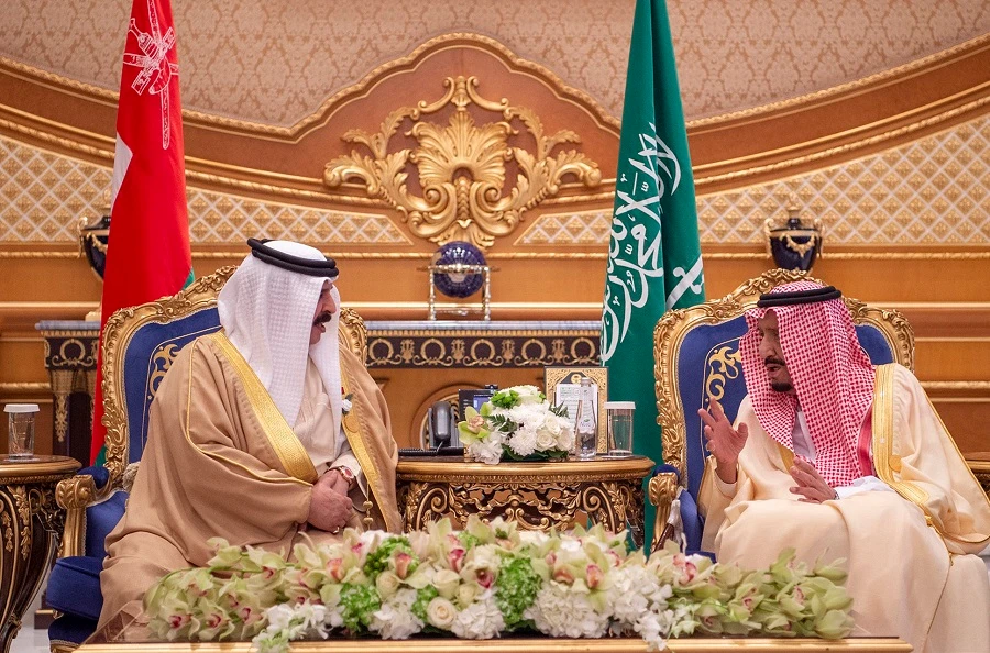Saudi Arabia’s King Salman receives phone call from Bahrain’s King Hamad bin Isa Al-Khalifa